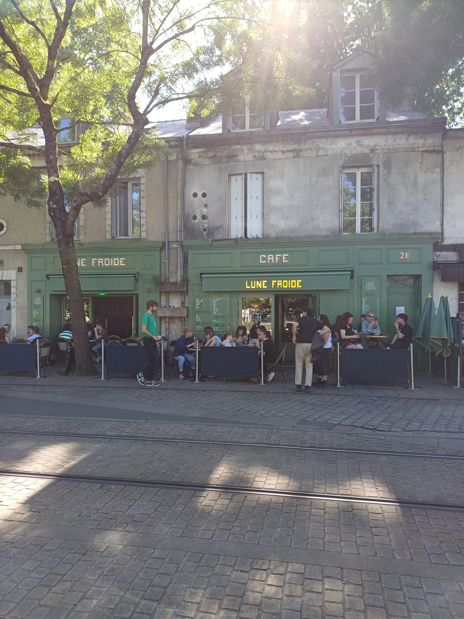 The Terrasse de Lune Froide, on the Erdre